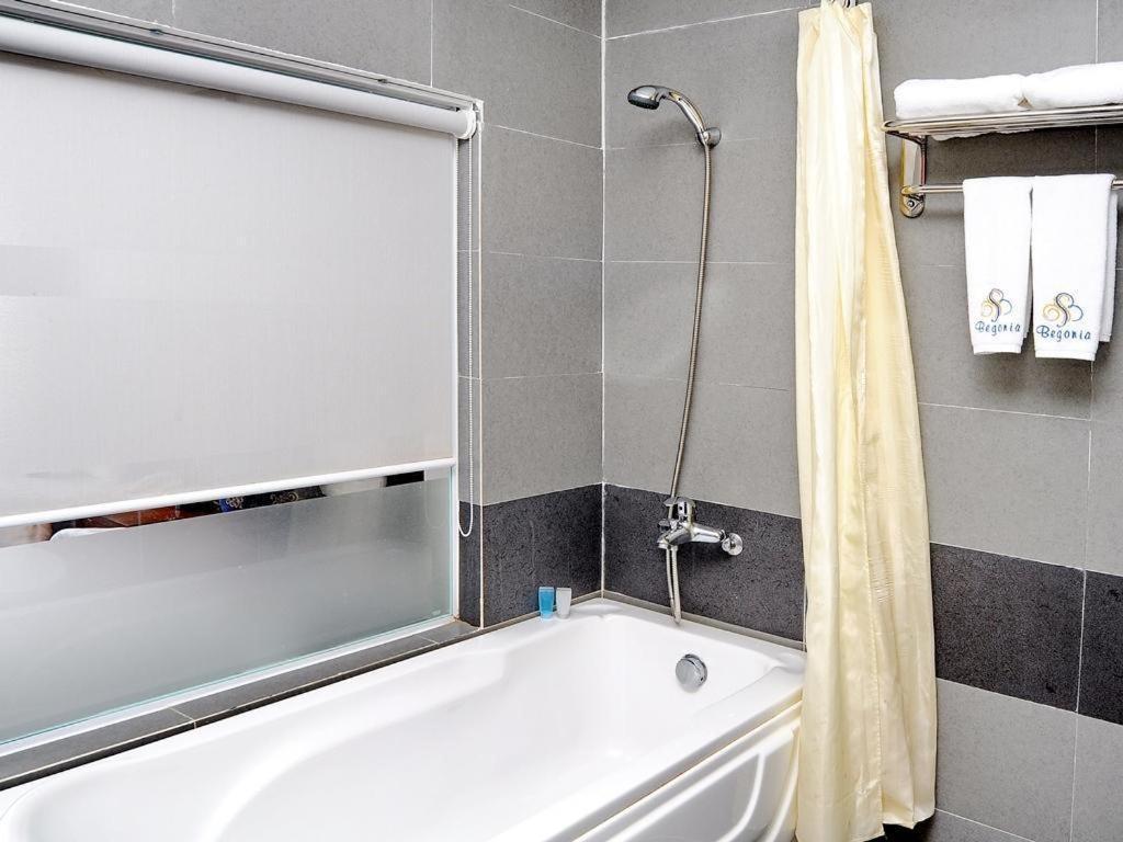 Bella Begonia Hotel Nha Trang Bagian luar foto